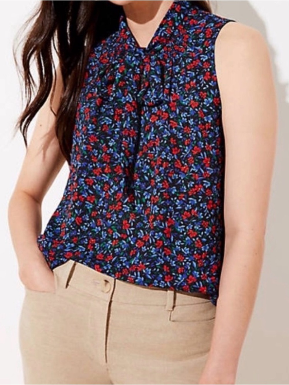 LOFT Navy Floral Tie-Neck Sleeveless Camisole M